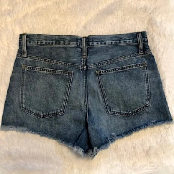 “NEW” Madewell Relaxed Denim Short - Picture 5 of 9